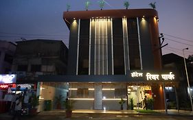 Hotel River Park
